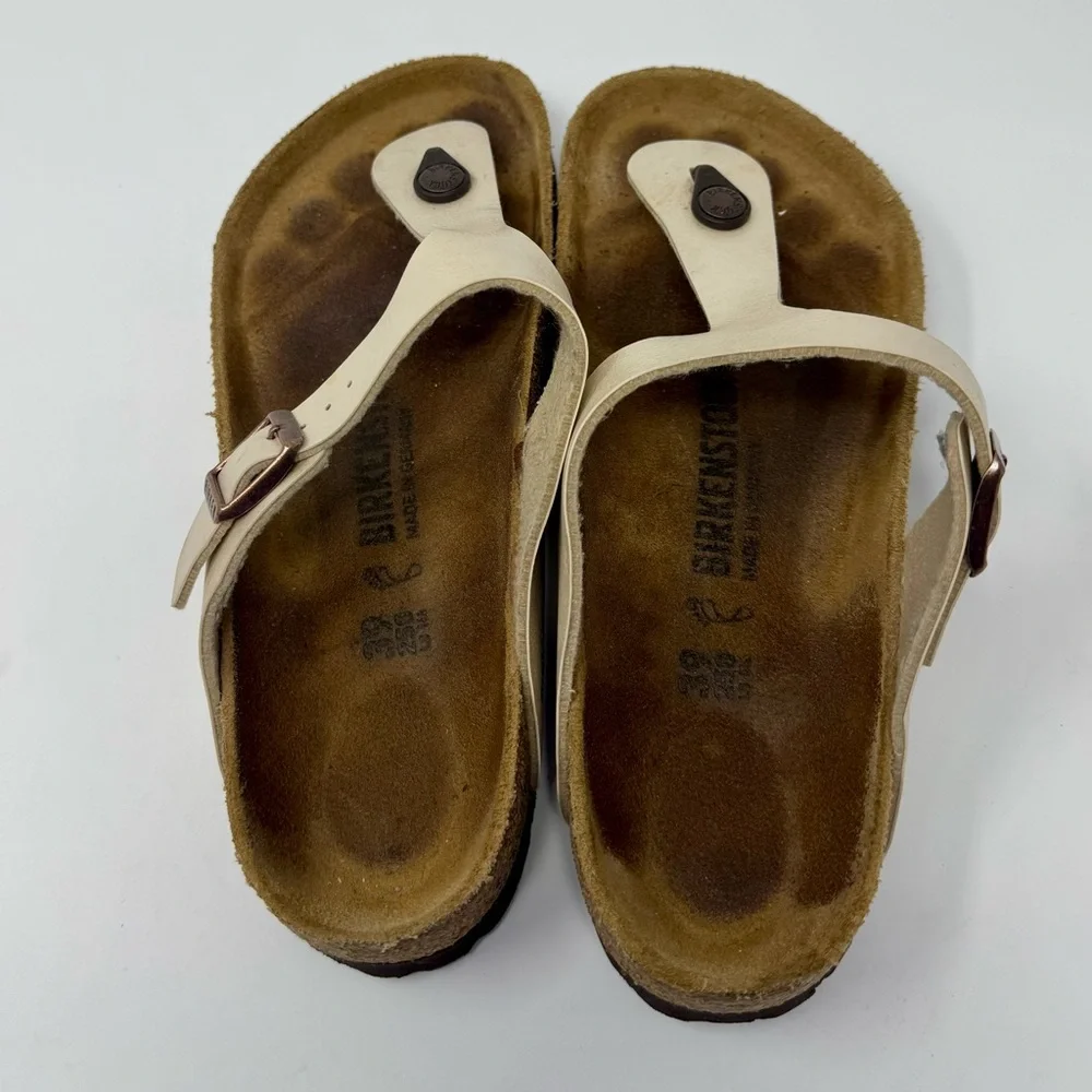 Birkenstock | Gizeh Sandals, Pearly White Color, Size 39 - EUC - Picture 4 of 7